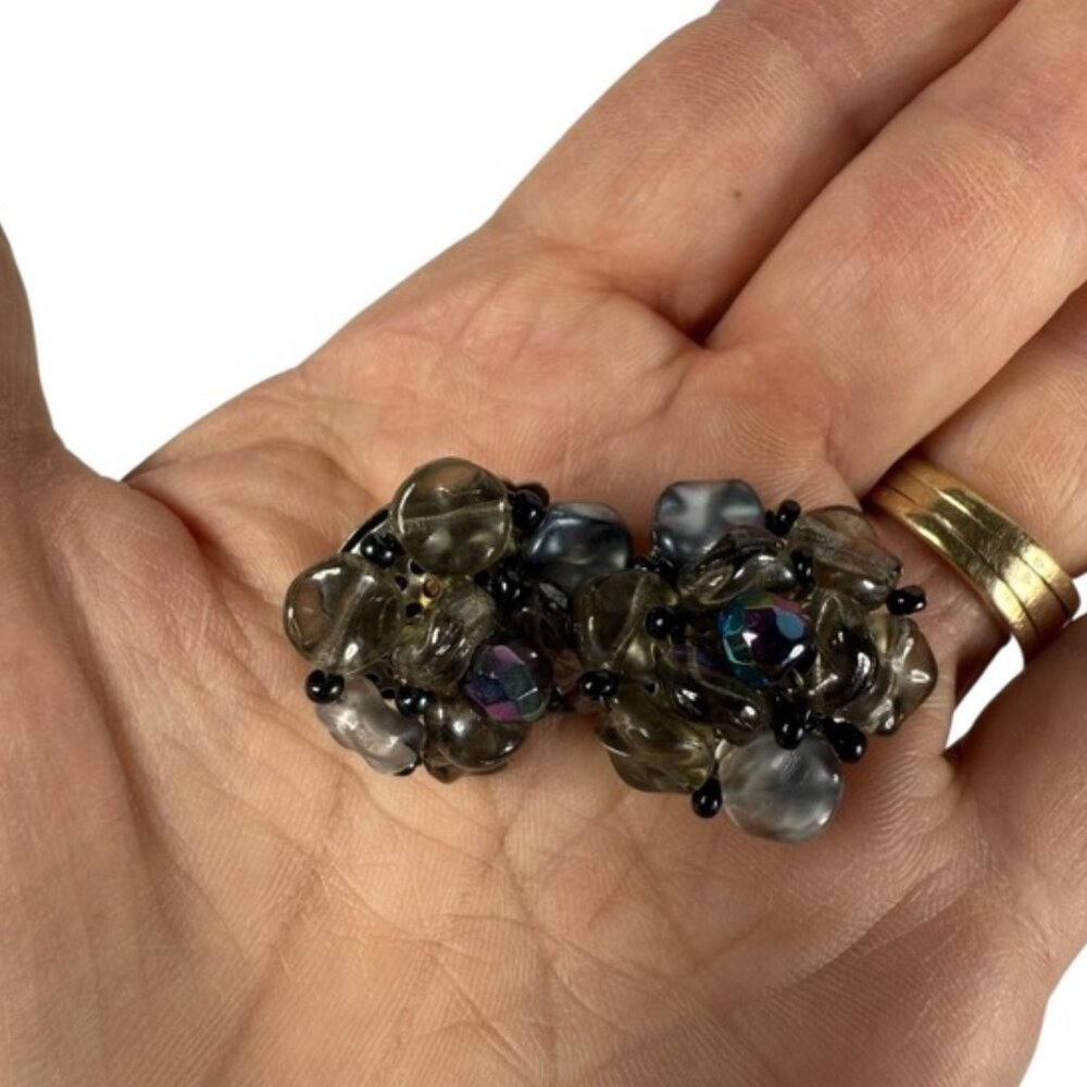 Vintage Purple Clip-On Earrings‎